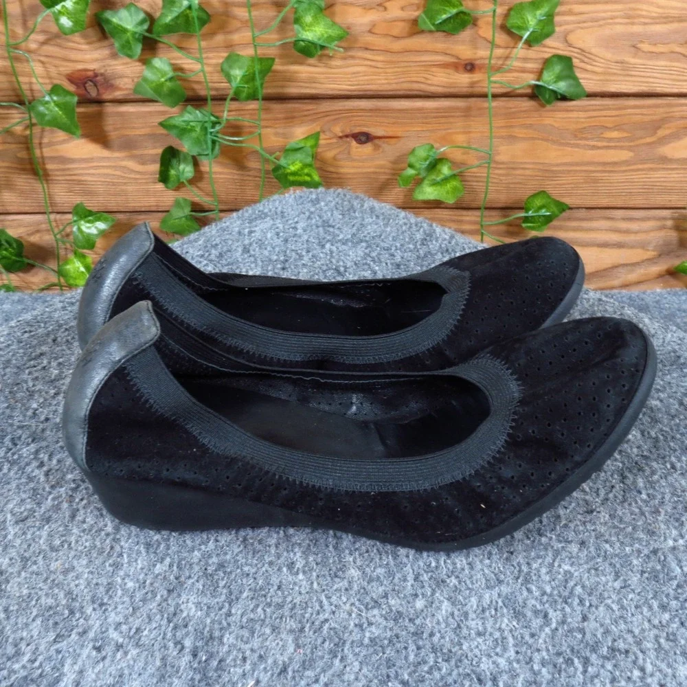 Cole Haan Tali Wedge Women Shoe Size 7 Professional Office Work Black Suede